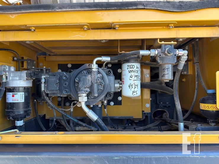 2022-xcmg-xe210u-image-25