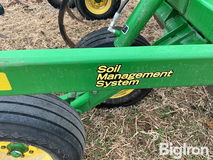 2010-john-deere-714-image-16