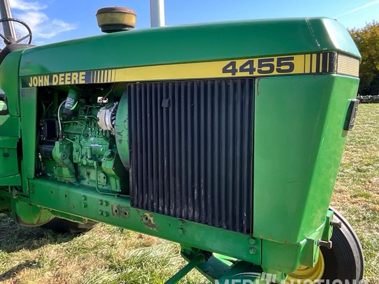 1995-john-deere-4455-image-31