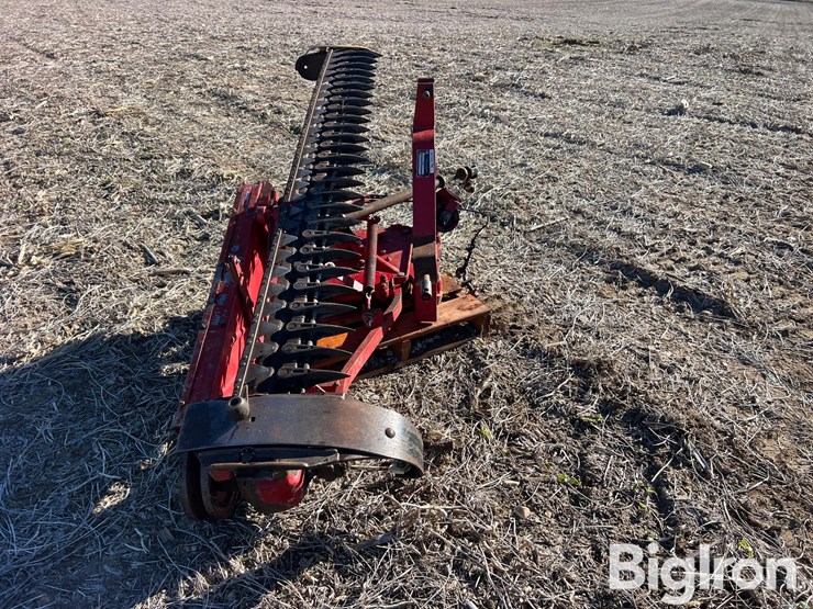 international-1300-image-2