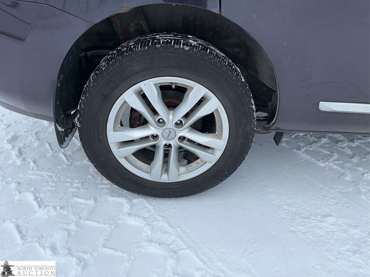 2013-nissan-rogue-image-9