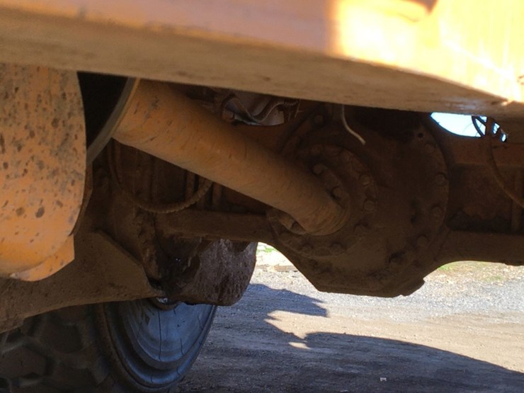 2007-moxy-mt31-articulated-off-road-dump-image-10