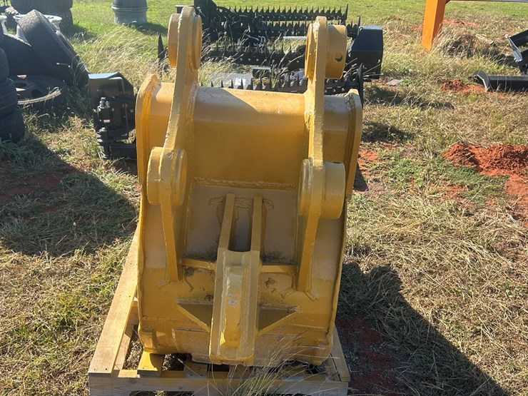 #35-•-excavator-bucket-image-4