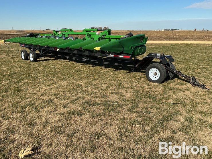 2024-john-deere-c12f-image-1