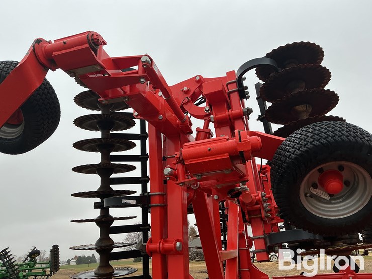 2020-kuhn-krause-excelerator-8005-40’-vertical-tillage-image-19