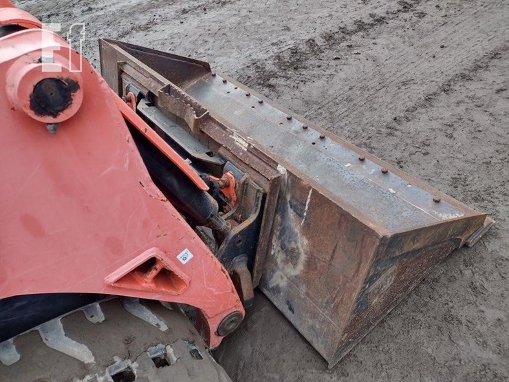 2019-kubota-svl95-2s-image-19