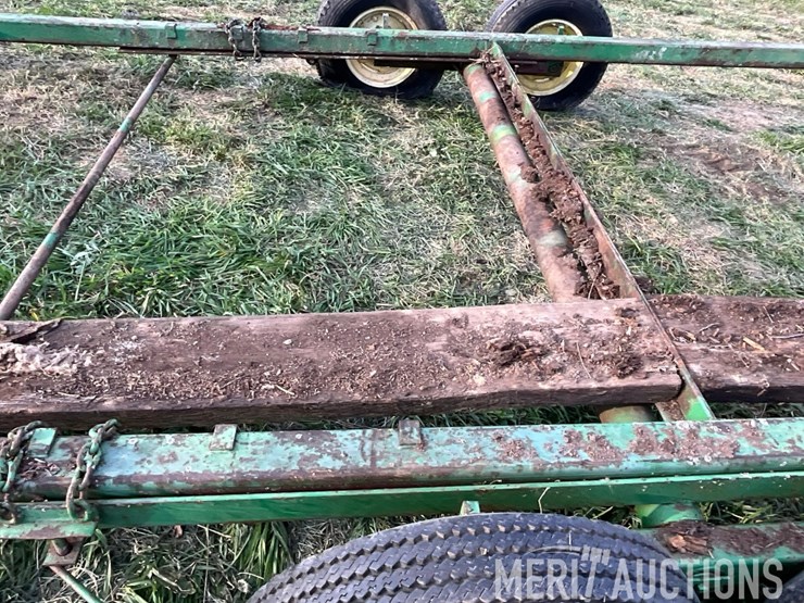 john-deere-implement-trailer-image-16