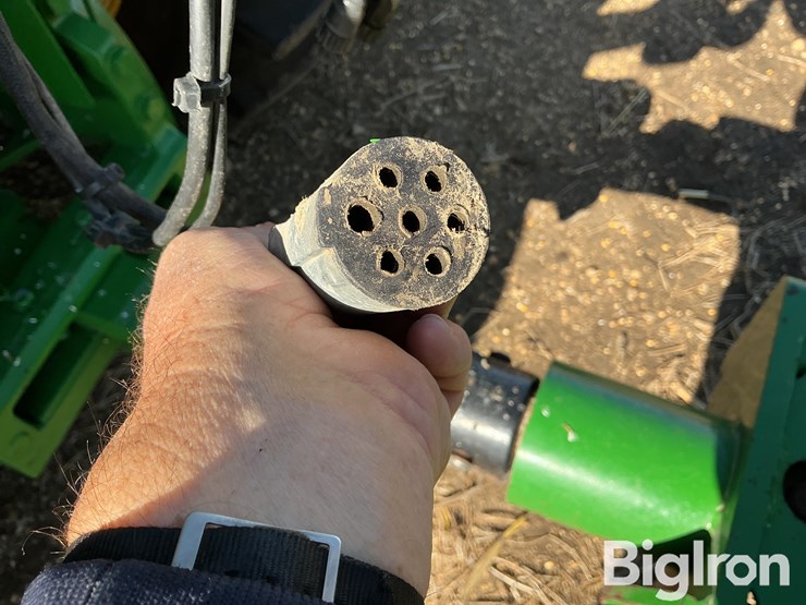 2014-brent-1196-image-11