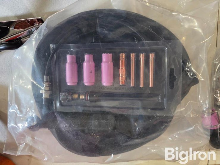 black-widow-358mp-plasma-cutter-image-12