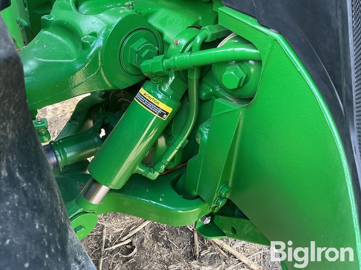 2024-john-deere-8r-370-image-19