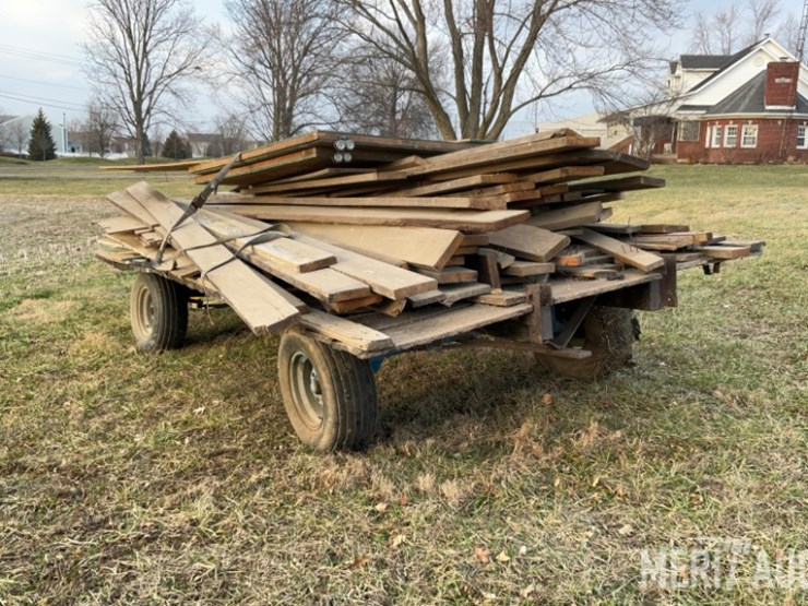 16ft.-hay-rack-on-running-gear-image-3