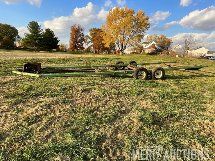 john-deere-implement-trailer-image-1