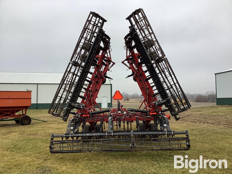 2023-case-ih-255-image-6