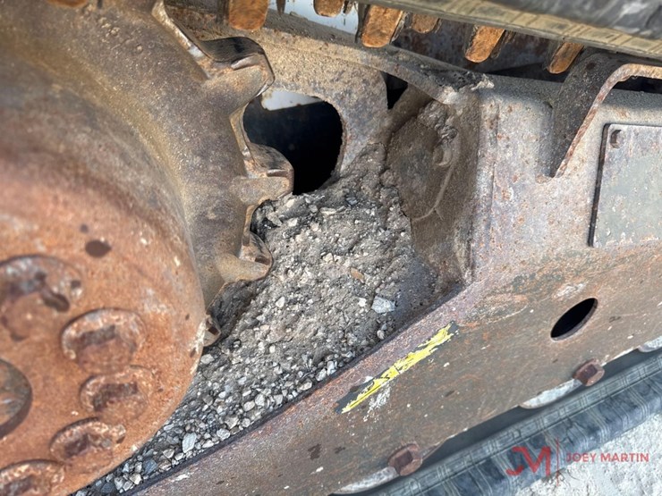 2015-bobcat-t590-image-12