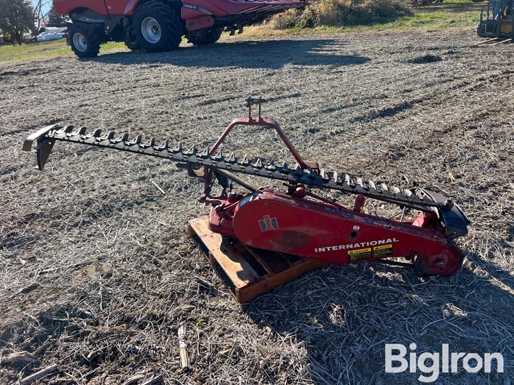 international-1300-image-7