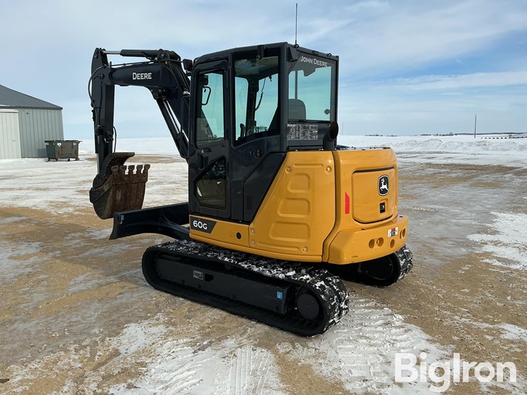 2023-deere-60g-image-7