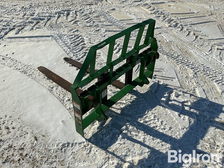 2013-frontier-4'-euro-mount-pallet-forks-image-7