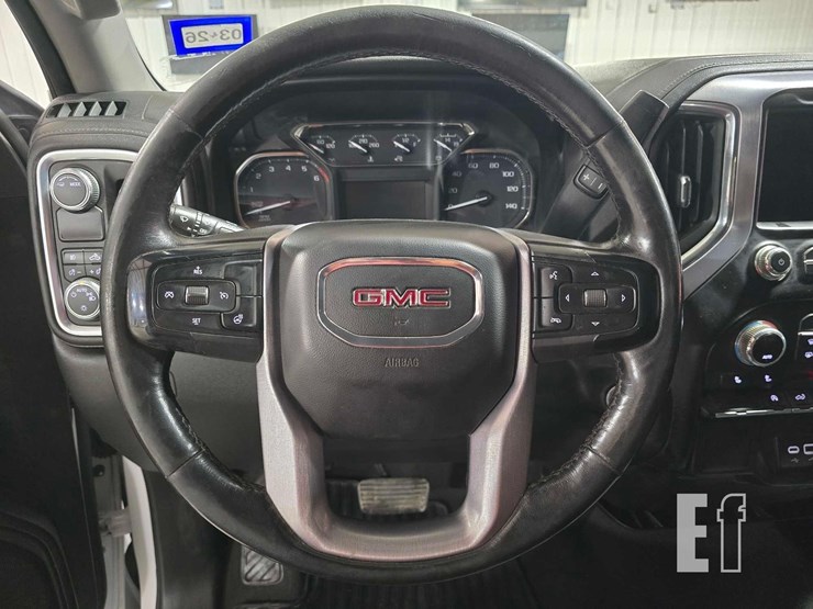 2021-gmc-sierra-1500-image-10