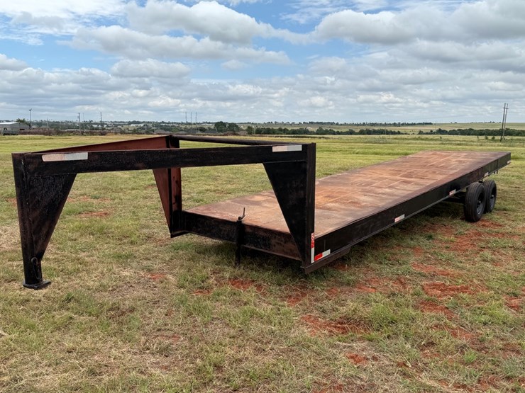 #58-•-gooseneck-flatbed-image-1
