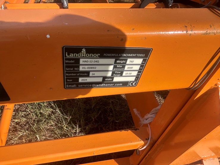 #32-•-2024-land-honor-hay-grapple-image-5