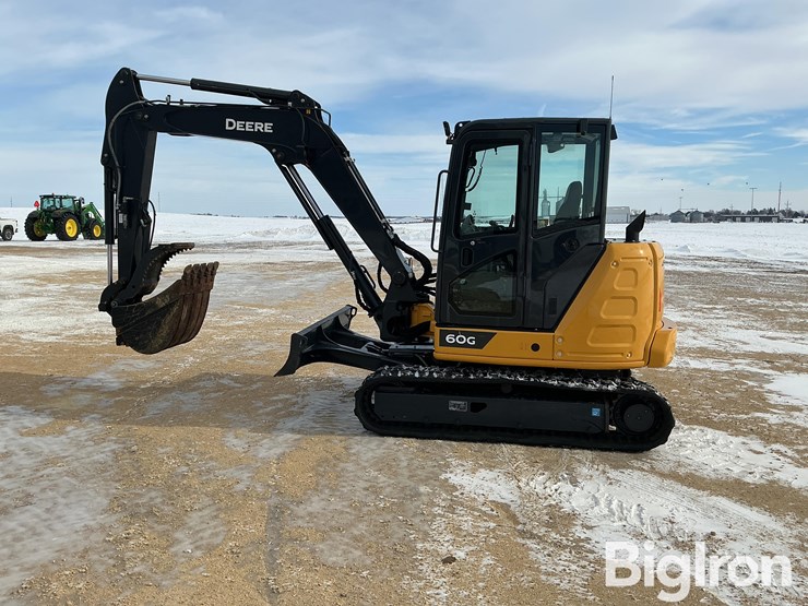 2023-deere-60g-image-8