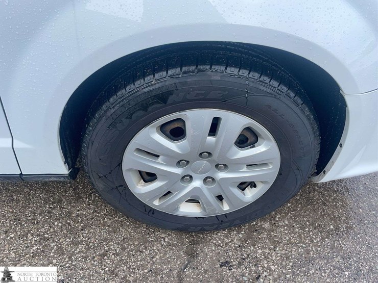 2020-dodge-grand-caravan-se-image-22