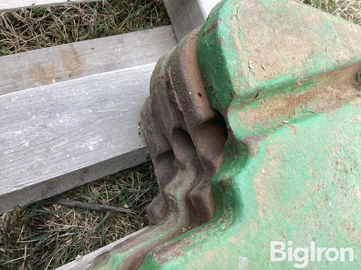 john-deere-suitcase-weights-image-14