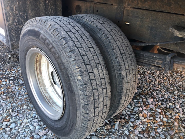 2006-chevrolet-3500-image-6