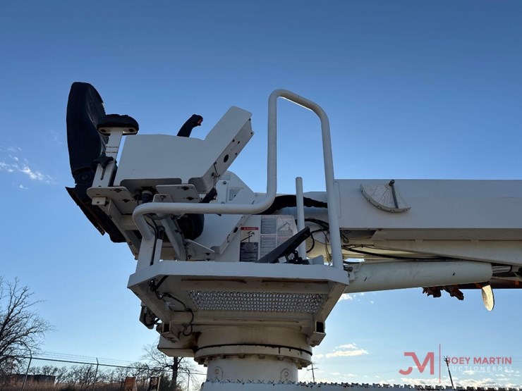 2005-international-durastar-4300-image-20