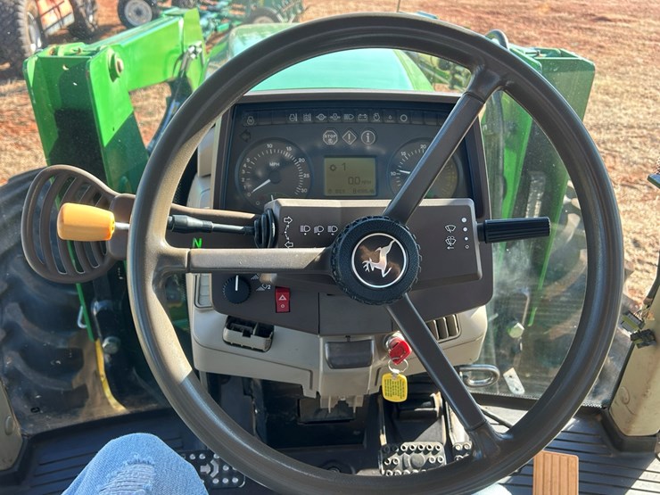 2007-john-deere-7520-image-24