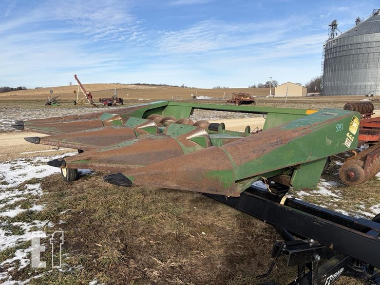 john-deere-444-image-1