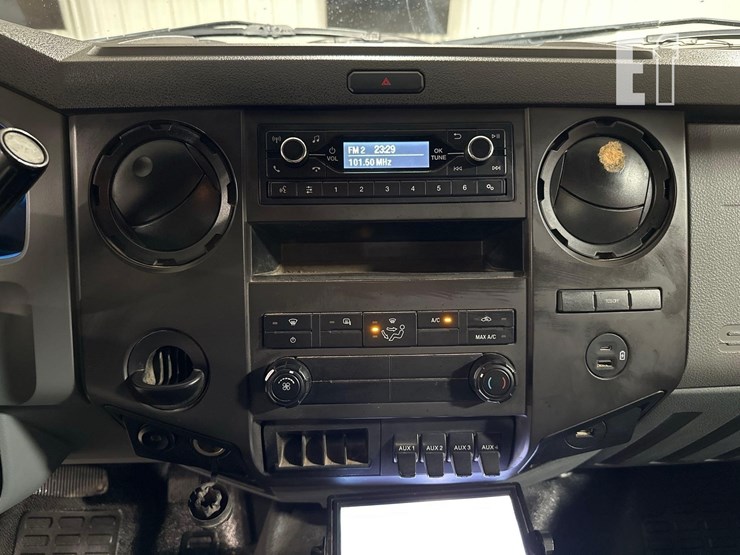 2023-ford-f650-sd-image-24