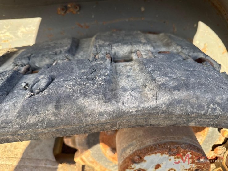 2016-takeuchi-tl8-image-7