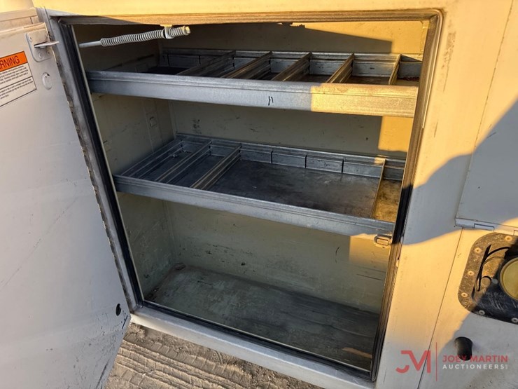 2016-ford-f250-xl-image-7