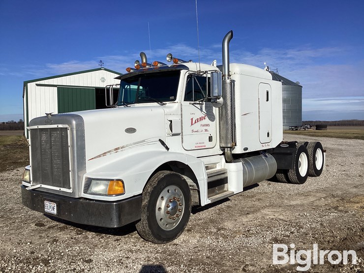 1995-peterbilt-377-image-1