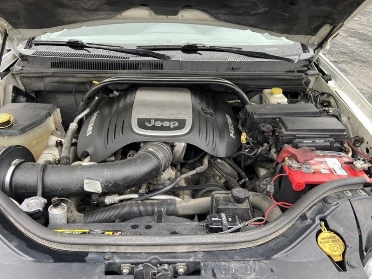 2005-jeep-grand-cherokee-limited-image-35