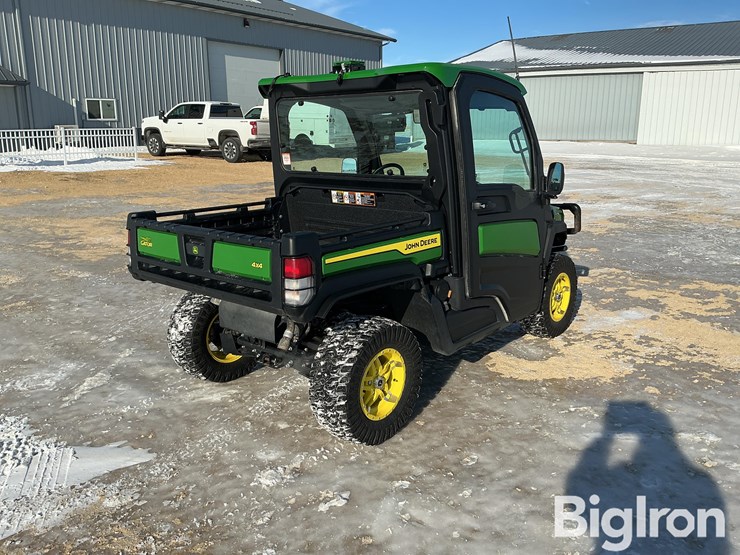 2023-john-deere-gator-image-5