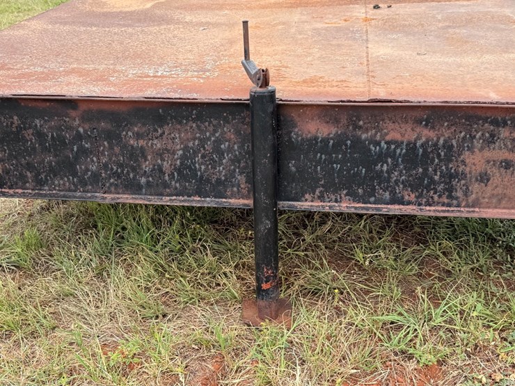 #58-•-gooseneck-flatbed-image-4