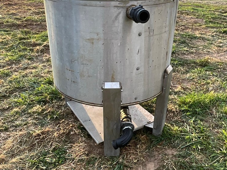 gustafson-stainless-steel-tank-on-stand-image-4