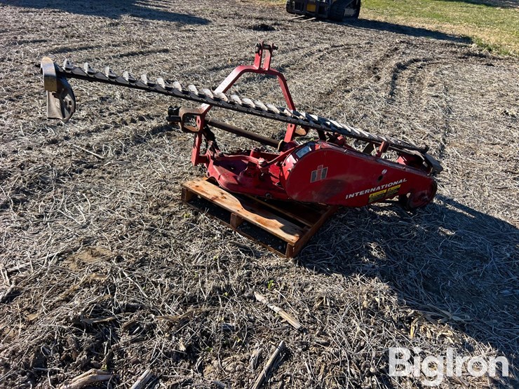 international-1300-image-4