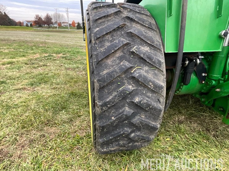 2010-john-deere-8345rt-image-26