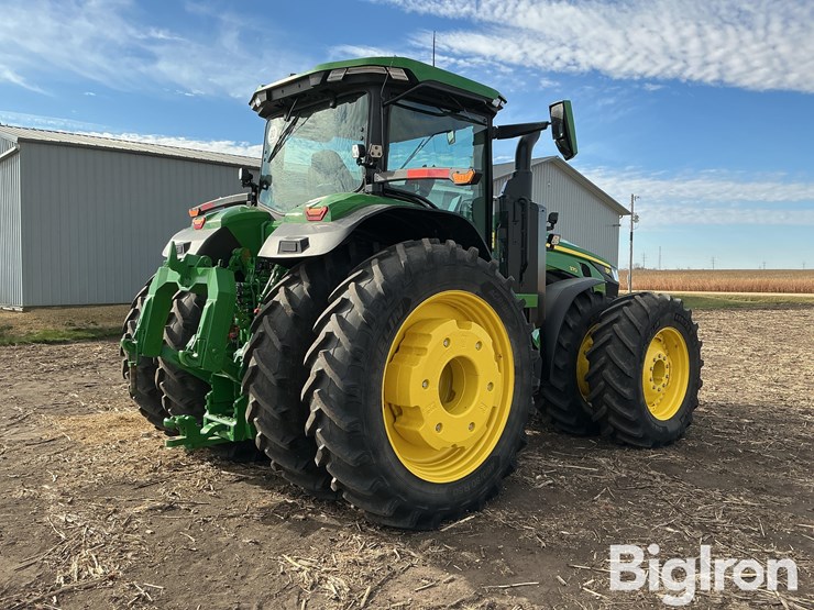 2024-john-deere-8r-370-image-5