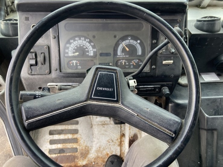 1994-chevrolet-p-truck-forward-step-van-image-21