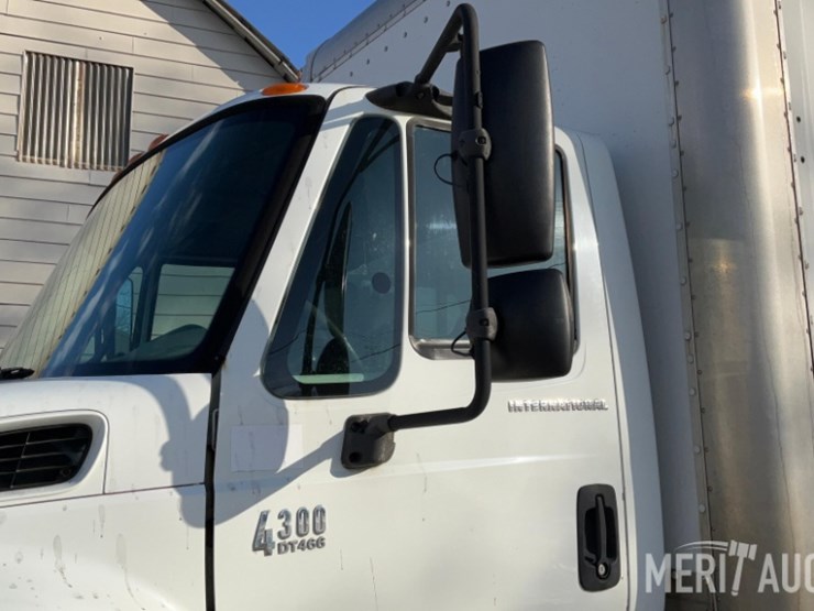 2007-international-durastar-4300-image-14