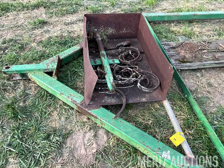 john-deere-implement-trailer-image-9