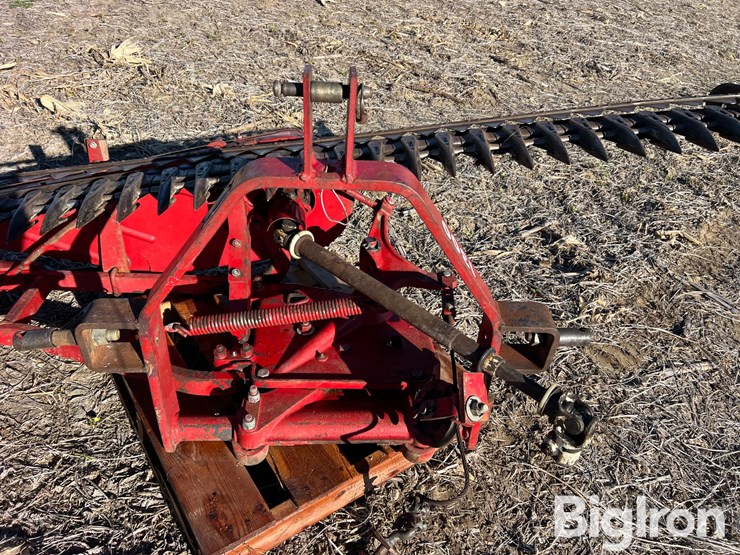 international-1300-image-11