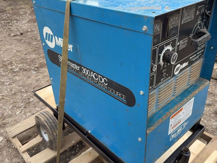 miller-shopmaster-300ac/dc-welder,-works-great,-with-wire-feed-and-leads-image-11