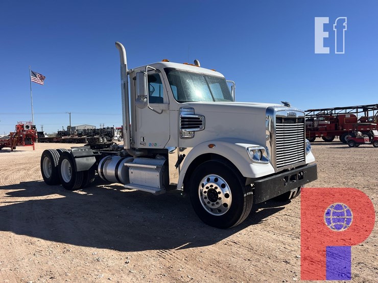 2021-freightliner-coronado-122-sd-image-11