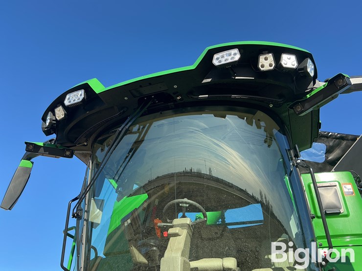 2025-john-deere-s7-800-image-13