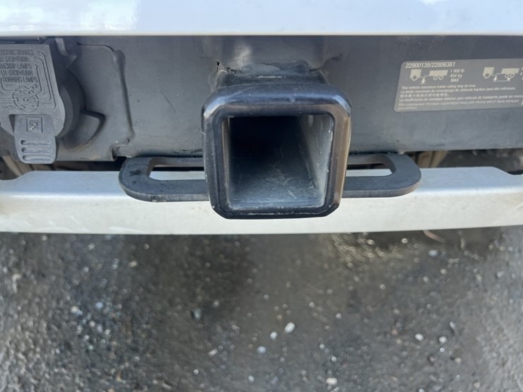 2018-chevrolet-tahoe-image-19